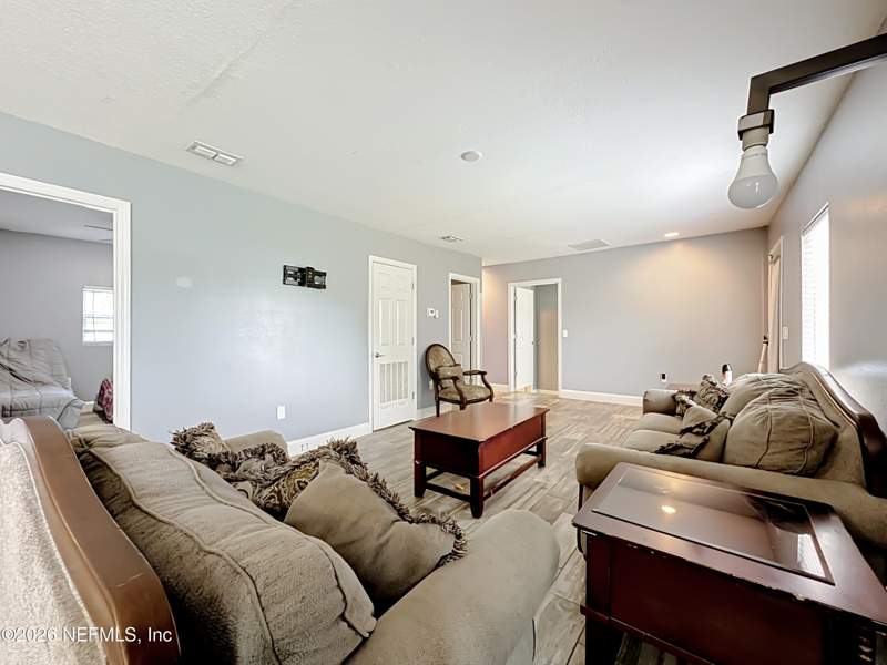 4 bedroom Single Family Residence at 3065 Francis Road, Simmons, Jacksonville — photo 5