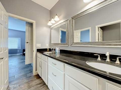 3065 Francis Road, Jacksonville FL - photo 14 of 36