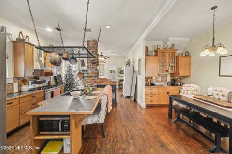 320 E 9th Street, Jacksonville FL - photo 11 of 26