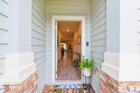 10309 Pavnes Creek Drive, Jacksonville FL - photo 7 of 53