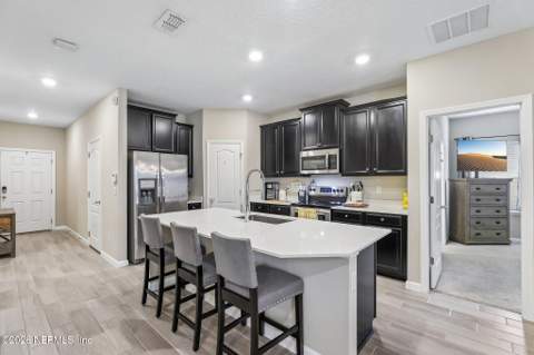 10309 Pavnes Creek Drive, Jacksonville FL - photo 17 of 53