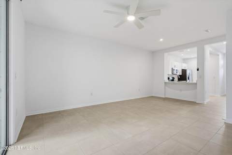 255 Annies Place, Jacksonville FL - photo 13 of 34
