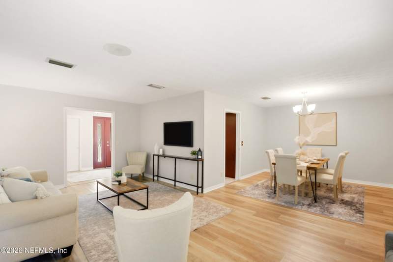 3 bedroom Single Family Residence at 5333 John Reynolds Drive, Windsor Oaks, Jacksonville — photo 5