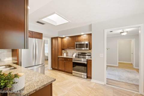 5333 John Reynolds Drive, Jacksonville FL - photo 12 of 42