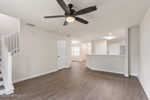 8550 Argyle Business Loop #1402, Jacksonville FL - photo 10 of 28