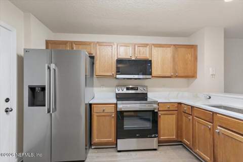8550 Argyle Business Loop #1402, Jacksonville FL - photo 15 of 28