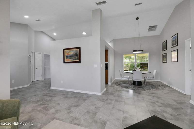 4 bedroom Single Family Residence at 3402 Natalie Drive, Lois Estates, Jacksonville — photo 3