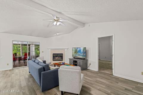 8078 Macnaughton Drive, Jacksonville FL - photo 17 of 47