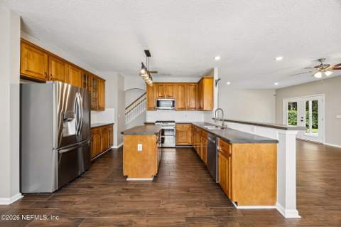 1520 Majestic View Lane, Fleming Island FL - photo 18 of 92