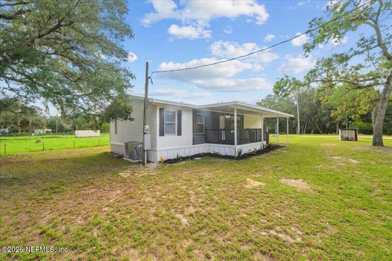 3 bedroom Manufactured Home at 214 Phoenix Street, Metes & Bounds, Satsuma — photo 3