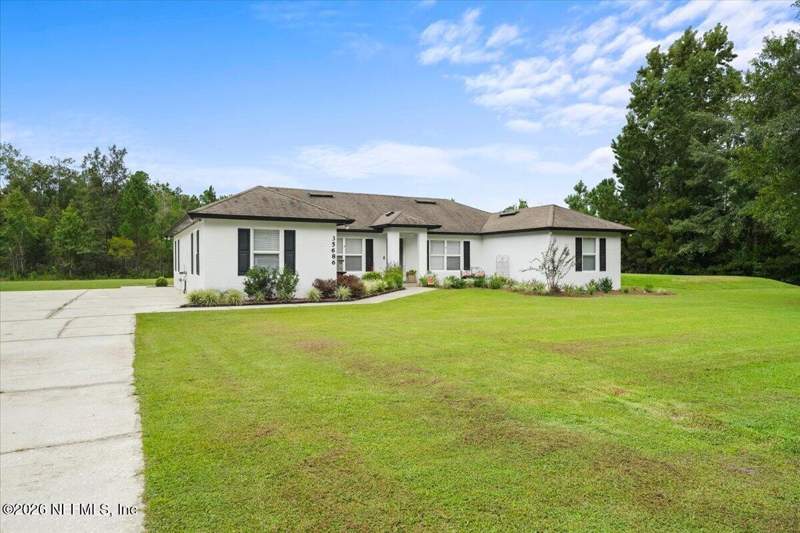 4 bedroom Single Family Residence at 35686 Quail Road, Callahan, Callahan — photo 3