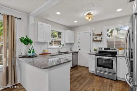1904 Felch Avenue, Jacksonville FL - photo 13 of 42