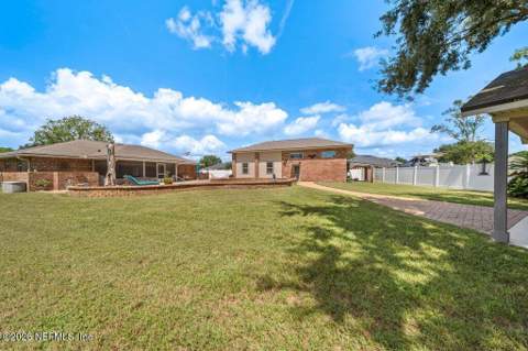 1147 Pebble Ridge Drive, Jacksonville FL - photo 8 of 42
