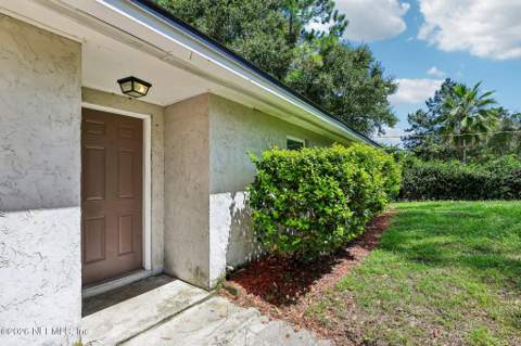 4979 Tan Street, Jacksonville FL - photo 7 of 41