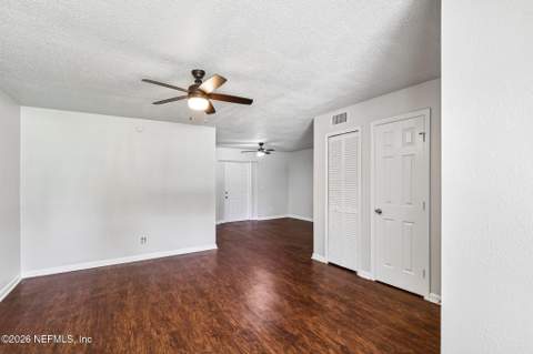4979 Tan Street, Jacksonville FL - photo 11 of 41