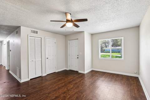 4979 Tan Street, Jacksonville FL - photo 12 of 41