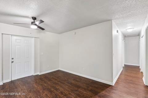 4979 Tan Street, Jacksonville FL - photo 13 of 41