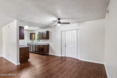 4979 Tan Street, Jacksonville FL - photo 15 of 41
