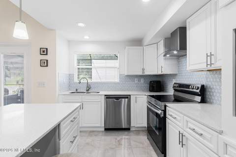 7842 Linkside Drive, Jacksonville FL - photo 15 of 25