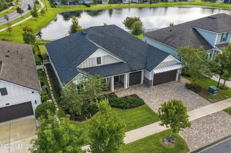 4 bedroom Single Family Residence at 3921 Spyglass Hill Lane, Eagle Landing, Middleburg — photo 3