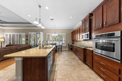 13107 Highland Glen Way, Jacksonville FL - photo 10 of 74