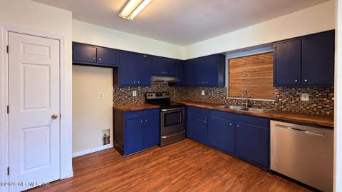 2845 Mandarin Meadows Drive, Jacksonville FL - photo 9 of 35