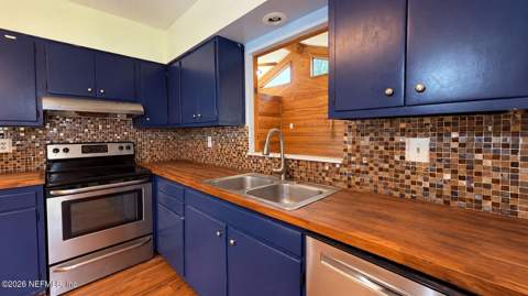 2845 Mandarin Meadows Drive, Jacksonville FL - photo 10 of 35
