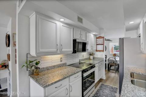 5375 Ortega Farms Boulevard #1106, Jacksonville FL - photo 15 of 50
