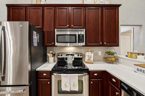 144 Mahogany Bay Drive, St. Johns FL - photo 15 of 81