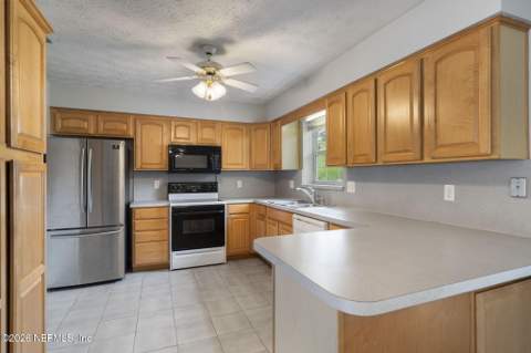 11546 Woodglen Way, Jacksonville FL - photo 9 of 25