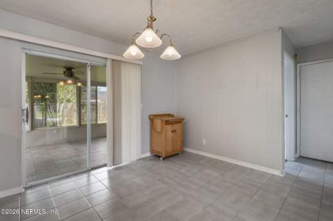11546 Woodglen Way, Jacksonville FL - photo 12 of 25