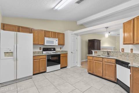 12490 Windy Willows Drive, Jacksonville FL - photo 19 of 59