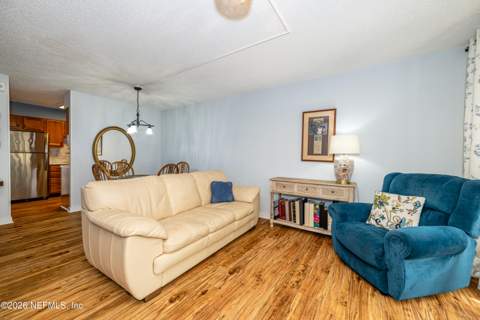 1071 Edgewood Avenue #302, Jacksonville FL - photo 8 of 26