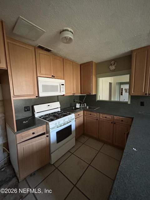 6812 Tango Lane, Jacksonville FL - photo 22 of 49