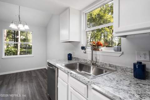 2698 N Pinewood Boulevard, Middleburg FL - photo 9 of 24