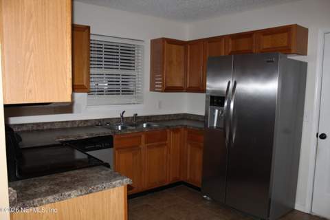 7181 Patience Court, Jacksonville FL - photo 10 of 30