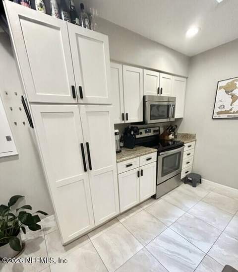 10413 Big Tree Circle, Jacksonville FL - photo 22 of 45