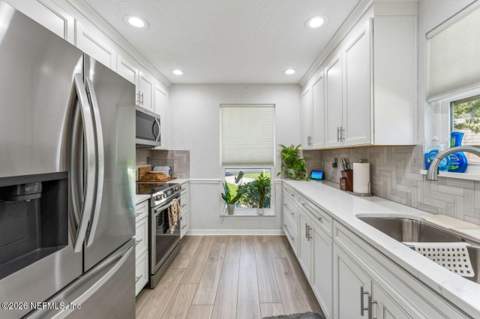 2672 Twinridge Court, Orange Park FL - photo 8 of 36