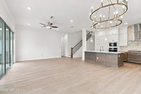 12127 Mariposa Avenue, Jacksonville FL - photo 10 of 30