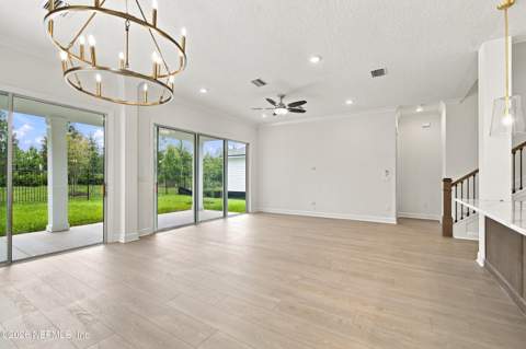 12127 Mariposa Avenue, Jacksonville FL - photo 11 of 30