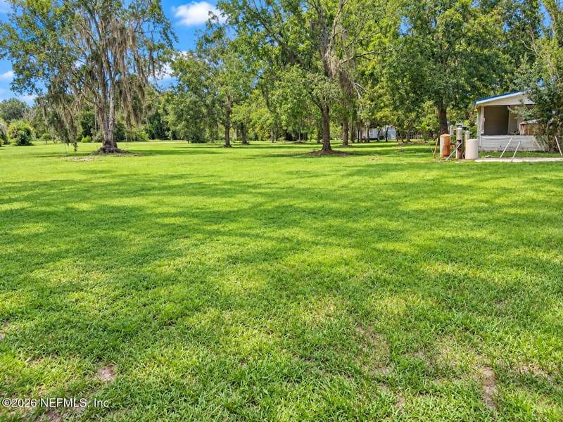 3 bedroom Mobile Home at 23261 NW 32nd Place, Lawtey, Lawtey — photo 3