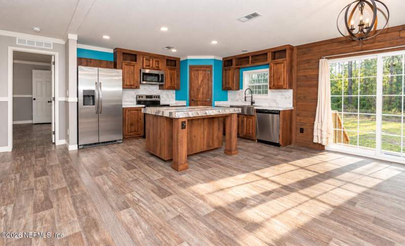 4 bedroom Manufactured Home at 13761 O C Horne Road, Sanderson, Sanderson — photo 2