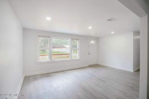 716 S 12th Street, Fernandina Beach FL - photo 6 of 28
