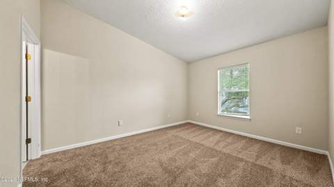 7064 Deer Lodge Circle #106, Jacksonville FL - photo 20 of 32