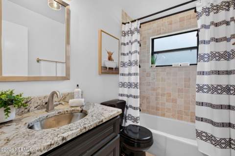 7814 Fawn Brook Circle, Jacksonville FL - photo 15 of 52