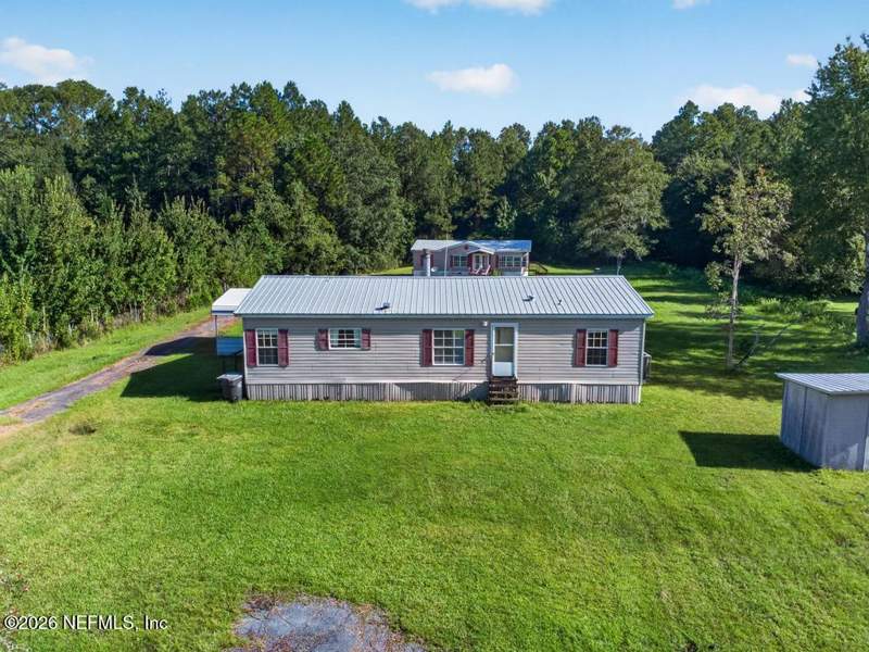 6 bedroom Manufactured Home at 44326 Woodland Circle, Callahan, Callahan — photo 2