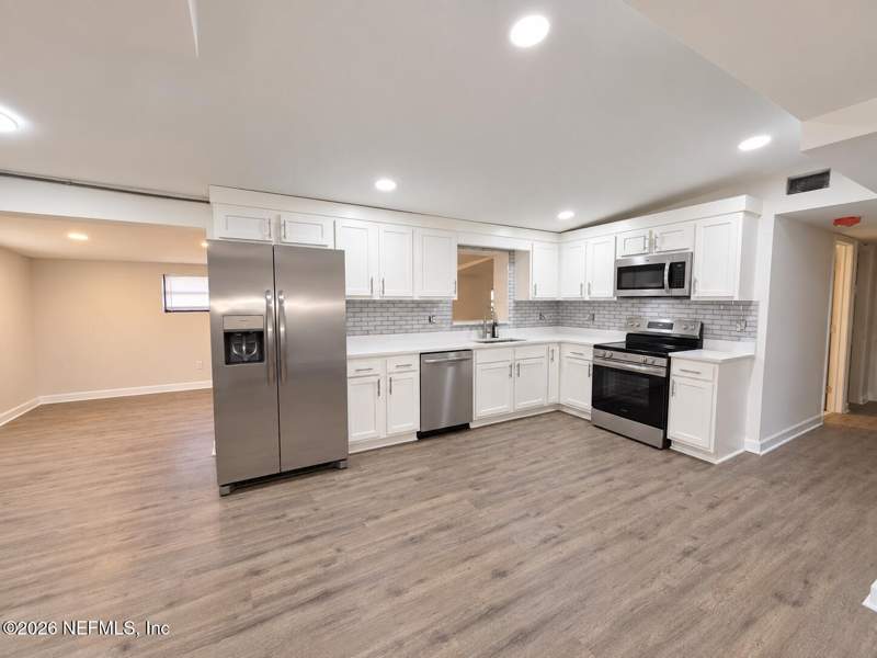4 bedroom Single Family Residence at 1821 Alfen Street, Allandale, Jacksonville — photo 2