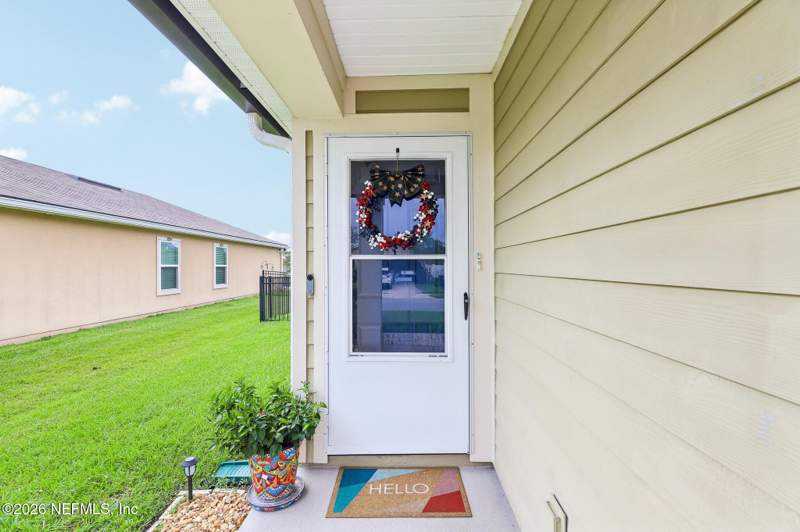 3 bedroom Single Family Residence at 8153 Meadow Walk Lane, Pine Terrace At The Meadows, Jacksonville — photo 5