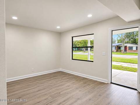 1821 Alfen Street, Jacksonville FL - photo 6 of 9