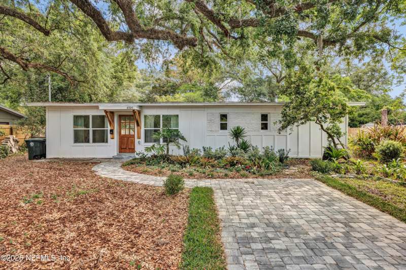3 bedroom Single Family Residence at 8924 Lopez Court, Azalea Terrace, Jacksonville — photo 2